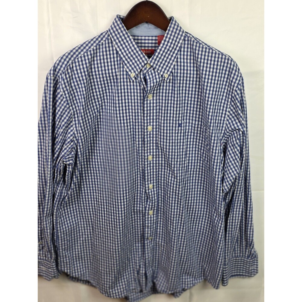 IZOD Men's Large Blue/ White Checkered Long Sleeve Button Up Shirt